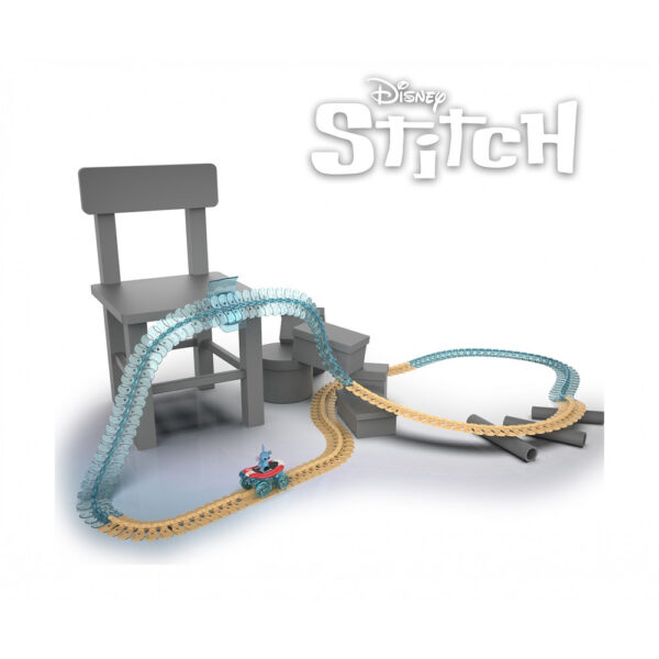 Stitch FleXtreme – гъвкава писта Smoby с кола